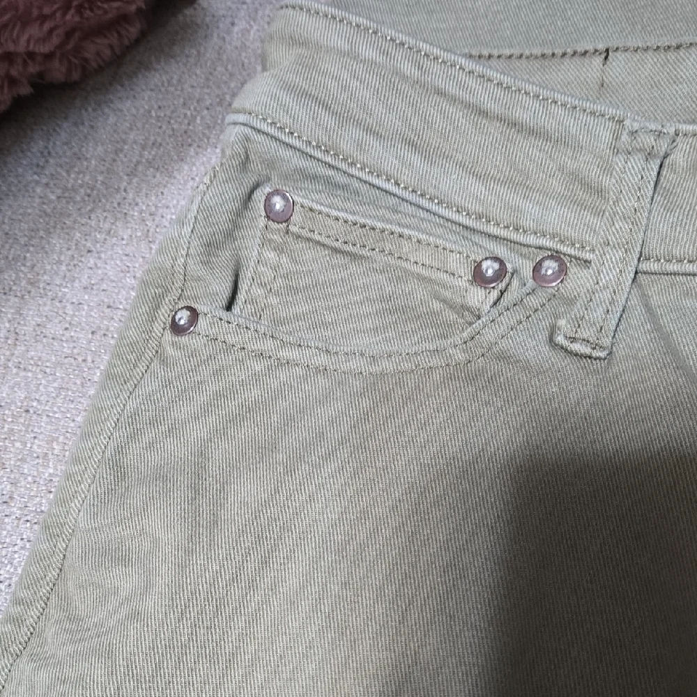 Express Men's Skinny Jeans in Olive - Picture 4 of 10